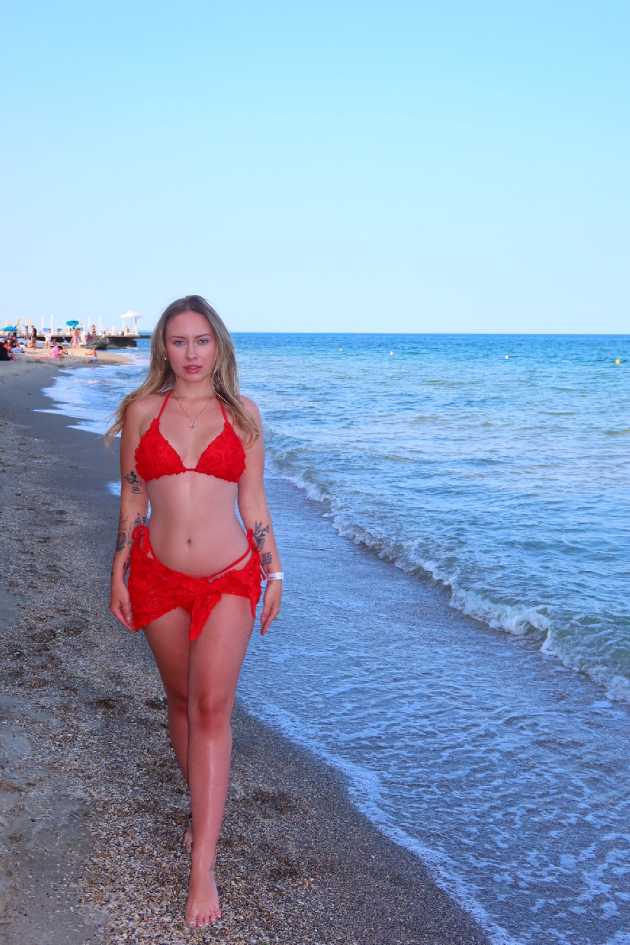 Catch KateV online — enter chat