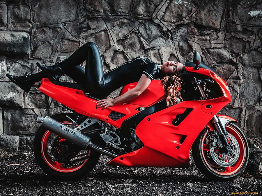 Beautiful girl Beautiful girls and motorcycles in Semarang