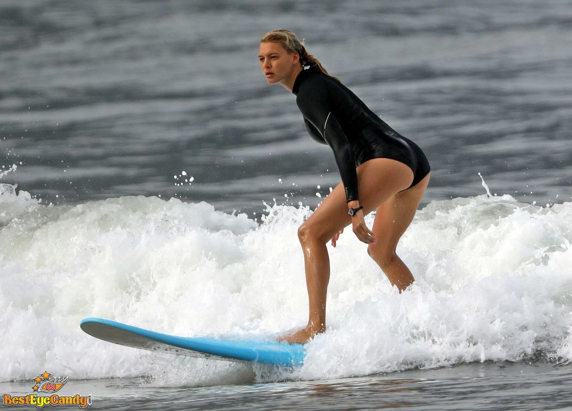 Kelly Rohrbach underwear in Semarang