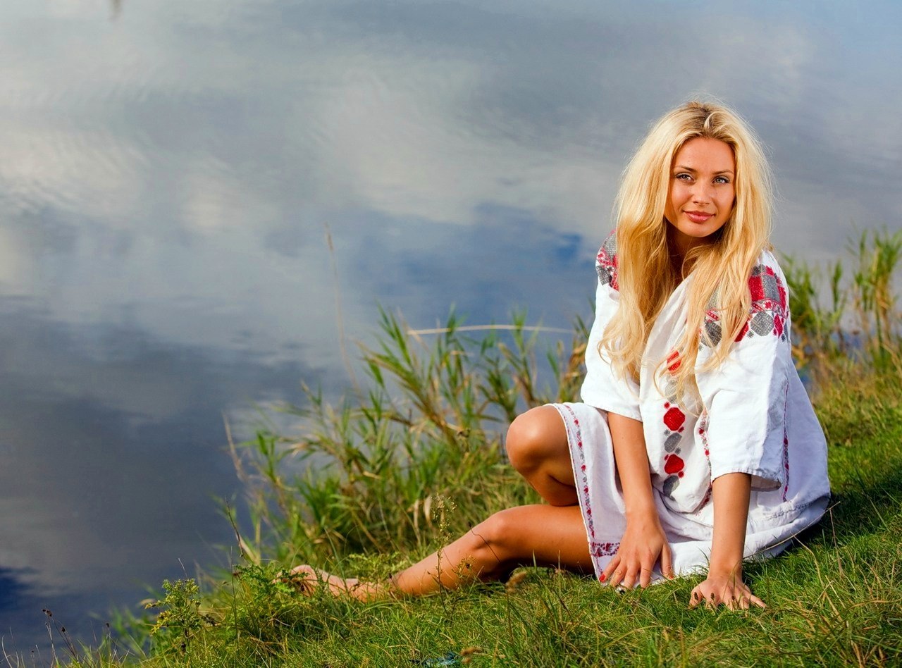 Sexy girl Slavic girls in Semarang