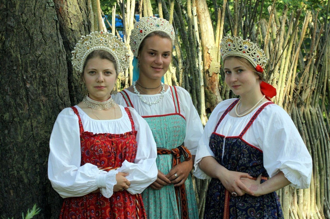 Sexy model Girls in Slavic costumes in Semarang