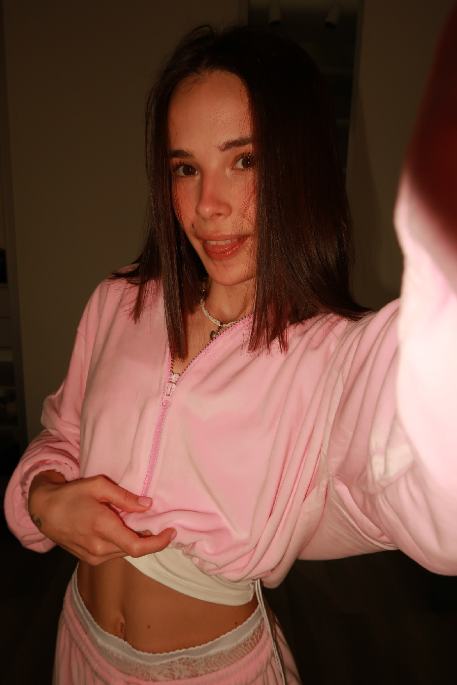 Tina brings the glow — live moments in Semarang